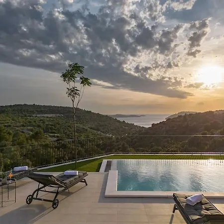 Allegra Villa